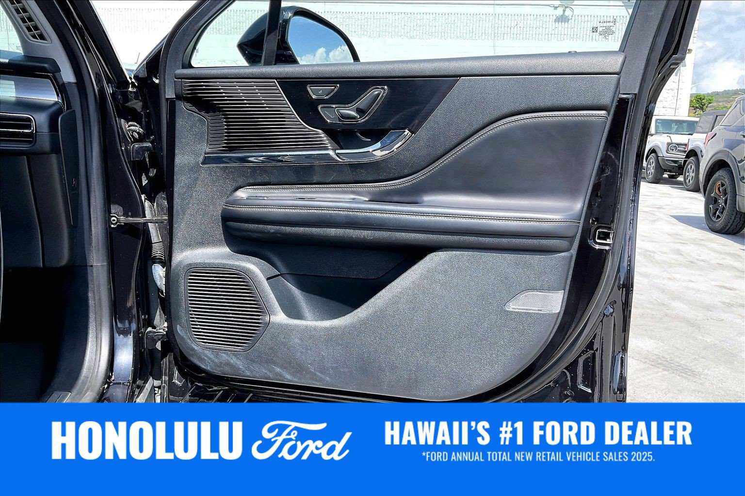 Used 2021 Lincoln Corsair FWD w/ Towing Package I image 28