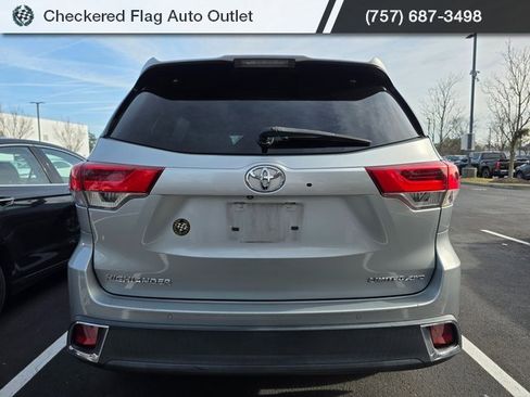 Used 2018 Toyota Highlander Limited image 5