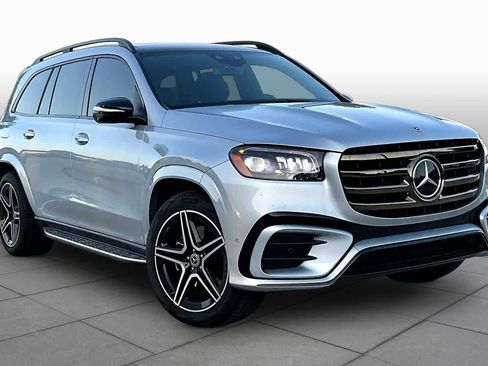 Used 2026 Mercedes-Benz GLS 450 4MATIC image 6