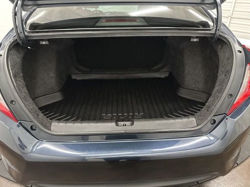 Used 2017 Honda Civic Touring image 22