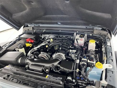 Used 2025 Jeep Gladiator Mojave w/ Safety Group image 31