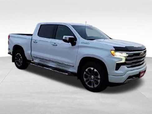 Certified 2024 Chevrolet Silverado 1500 High Country w/ Technology Package image 2