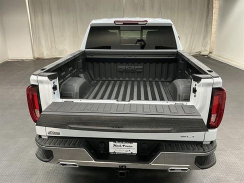 New 2026 GMC Sierra 1500 SLT w/ SLT Premium Package AWD/4WD image 26