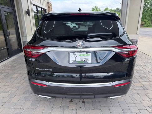 Used 2020 Buick Enclave Essence FWD image 50