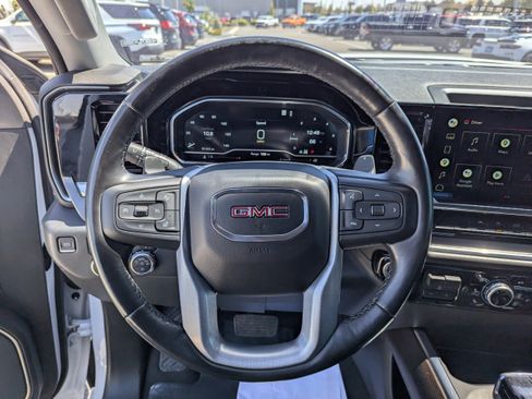 Certified 2022 GMC Sierra 1500 SLT w/ SLT Premium Package AWD/4WD image 16