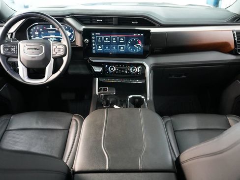 Used 2024 GMC Sierra 1500 Denali w/ Denali Reserve Package AWD/4WD image 34