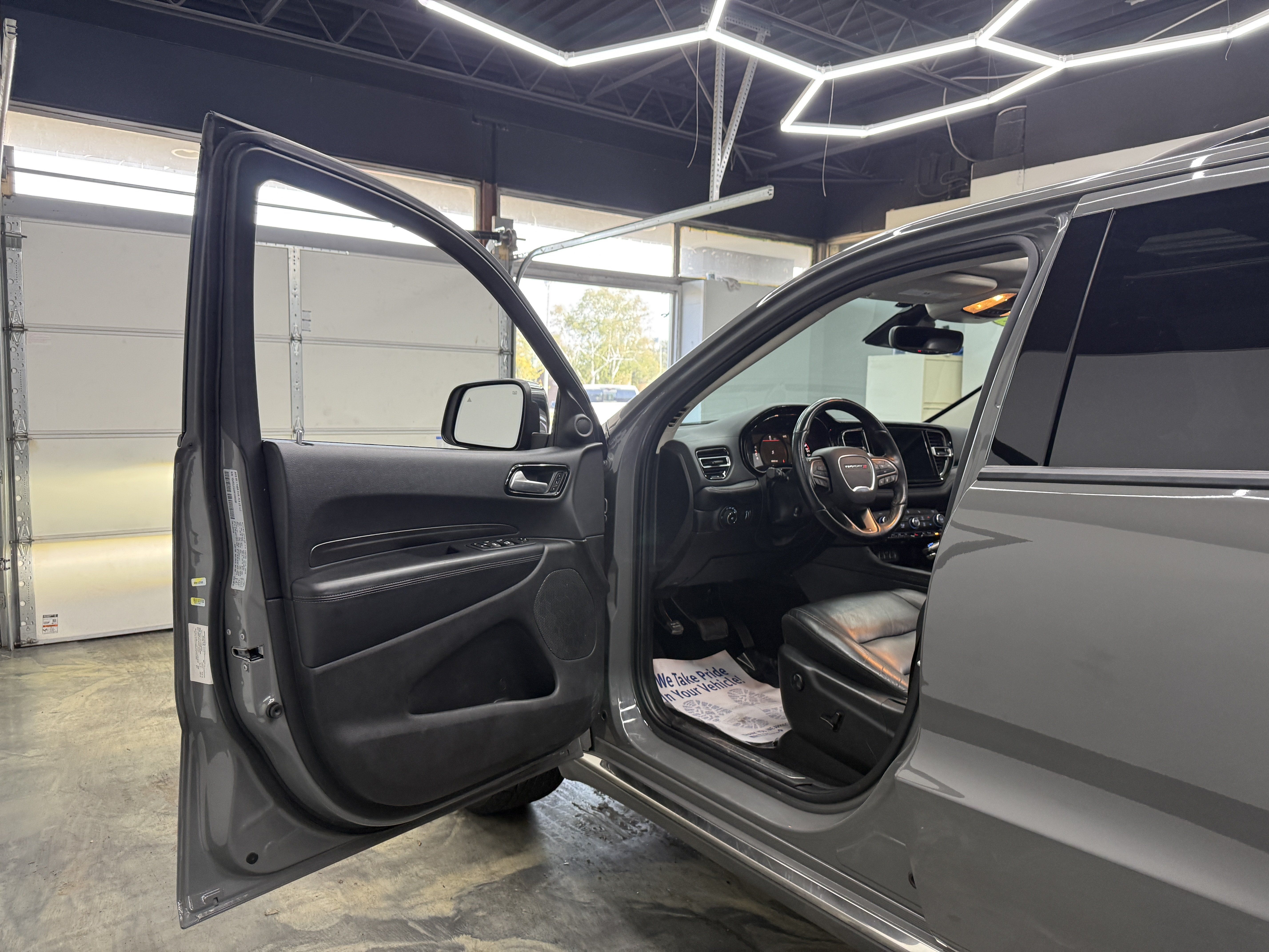 Used 2021 Dodge Durango Citadel w/ Technology Group AWD/4WD image 9