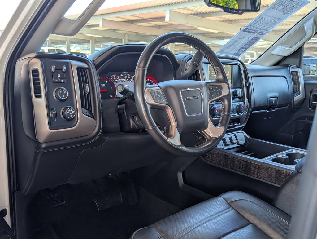 Used 2016 GMC Sierra 2500 Denali w/ Duramax Plus Package AWD/4WD image 4