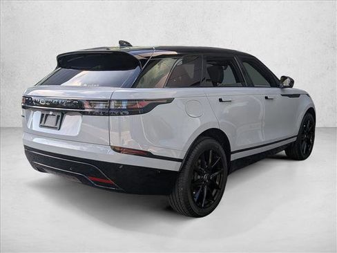 Certified 2026 Land Rover Range Rover Velar Dynamic SE AWD/4WD image 5