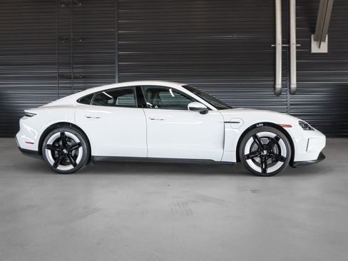 Certified 2025 Porsche Taycan RWD image 11