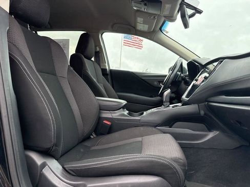 Certified 2022 Subaru Outback Premium image 5