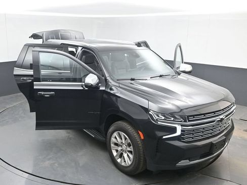 Used 2023 Chevrolet Tahoe Premier w/ Premium Package AWD/4WD image 55