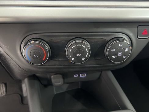 Used 2025 Chevrolet Trax LS image 15