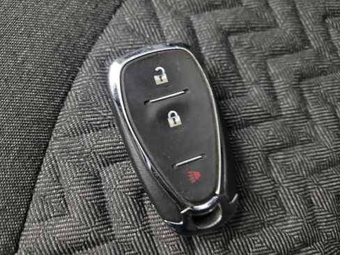 Used 2022 Chevrolet Equinox LT FWD image 32