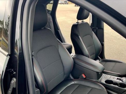 Used 2024 Ford Escape ST-Line w/ Equipment Group 301A image 37