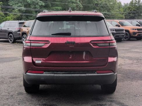 Certified 2025 Jeep Grand Cherokee L Limited w/ Luxury Tech Group II AWD/4WD image 7