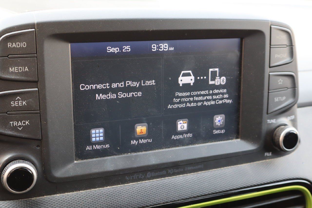 Used 2019 Hyundai Kona Limited AWD/4WD image 9