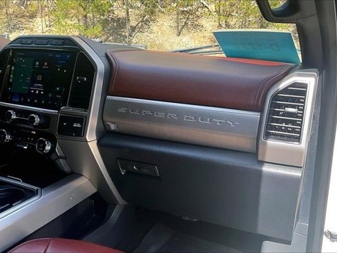 Used 2022 Ford F350 Platinum AWD/4WD image 27
