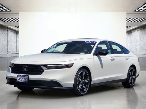 Used 2024 Honda Accord Sport image 10