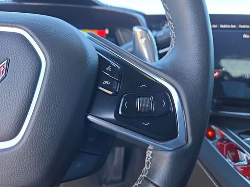 Used 2023 Chevrolet Corvette Stingray Coupe w/ Z51 Performance Package image 19