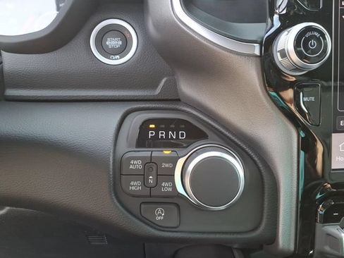 New 2026 RAM 1500 Big Horn AWD/4WD image 22