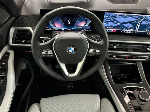 Used 2026 BMW X5 xDrive40i w/ Premium Package image 14