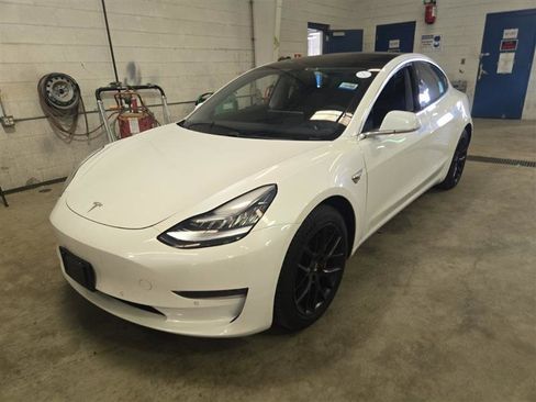 Used 2019 Tesla Model 3 Performance AWD/4WD image 3