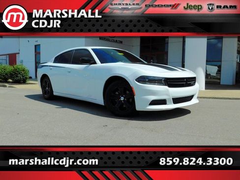 Used 2023 Dodge Charger SXT image 1