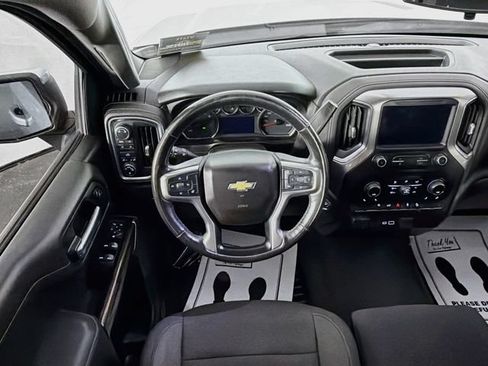 Used 2019 Chevrolet Silverado 1500 LT w/ Convenience Package AWD/4WD image 22