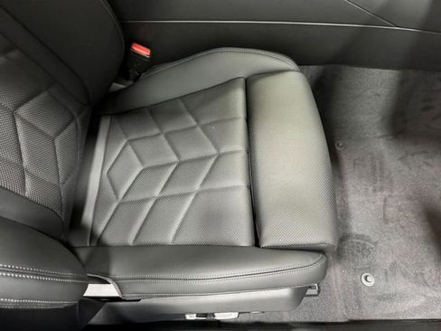 New 2026 BMW 530i xDrive w/ M Sport Package AWD/4WD image 18