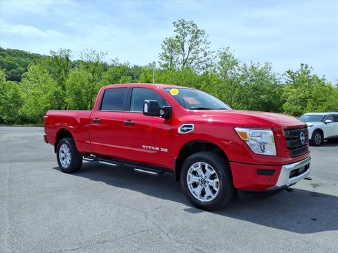 Certified 2024 Nissan Titan SV w/ SV Convenience Package AWD/4WD image 14