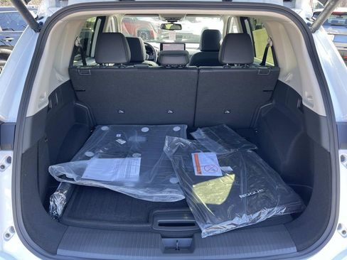 New 2026 Nissan Rogue Platinum w/ Platinum Premium Package AWD/4WD image 12