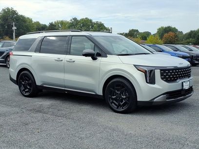 New 2026 Kia Carnival SX