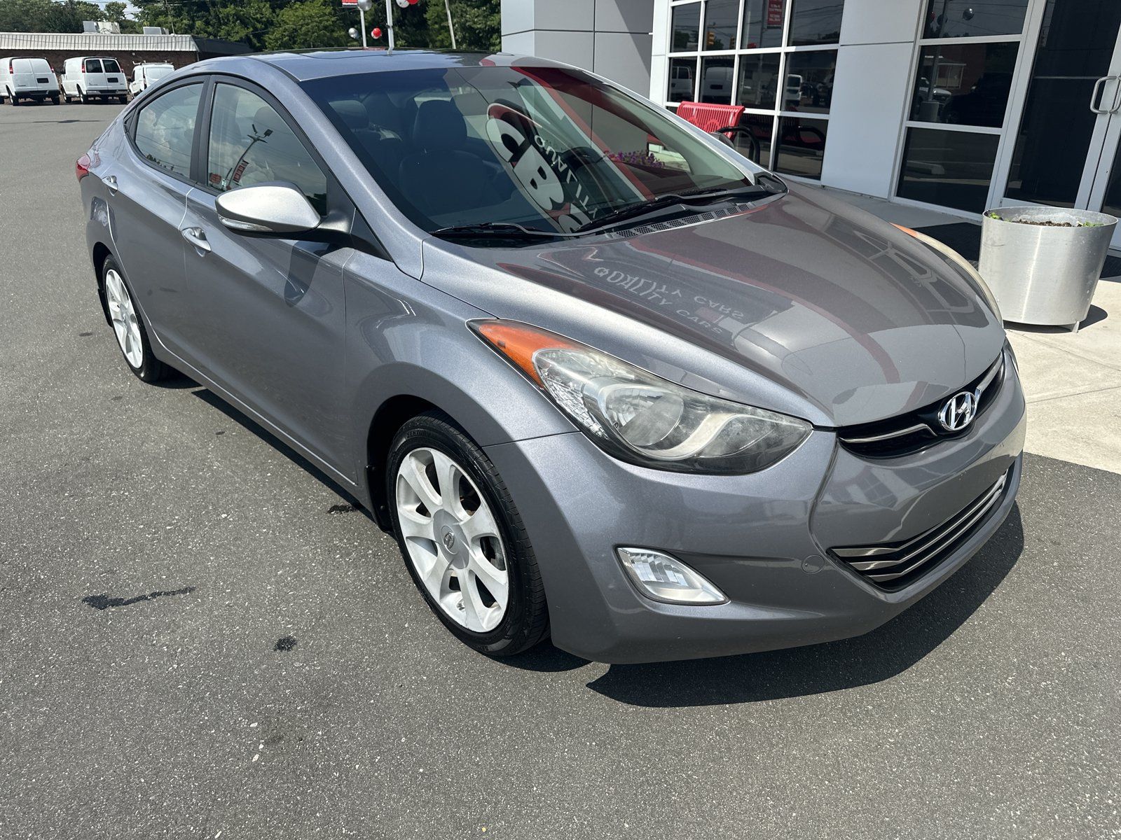 Used 2013 Hyundai Elantra Limited FWD image 2