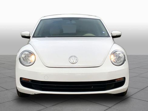 Used 2014 Volkswagen Beetle 2.5 FWD image 4