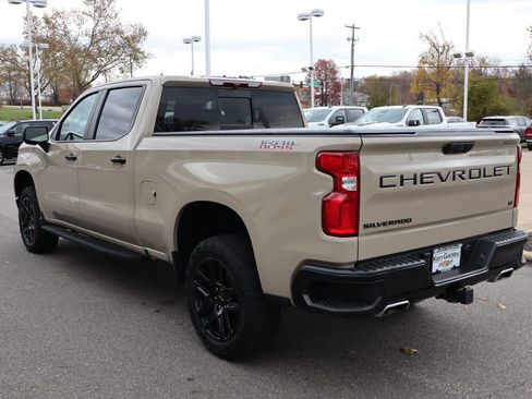 Used 2022 Chevrolet Silverado 1500 LT Trail Boss w/ LT Trail Boss Premium Package image 34