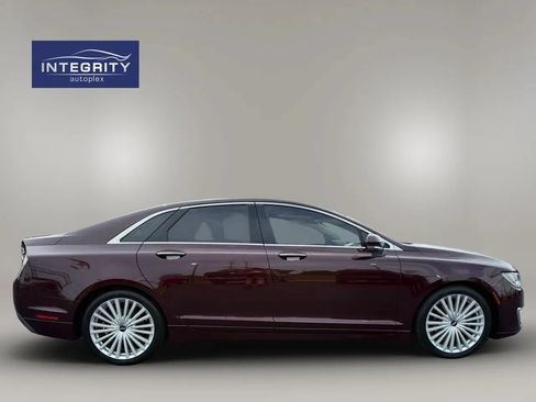 Used 2017 Lincoln MKZ Reserve AWD/4WD image 3