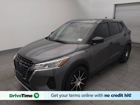 Used 2024 Nissan Kicks S FWD image 1