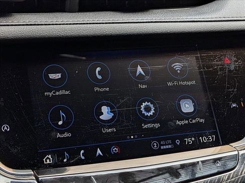 Used 2025 Cadillac XT6 Premium Luxury FWD image 12