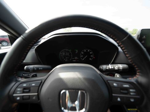 Used 2025 Honda CR-V Sport-L image 15