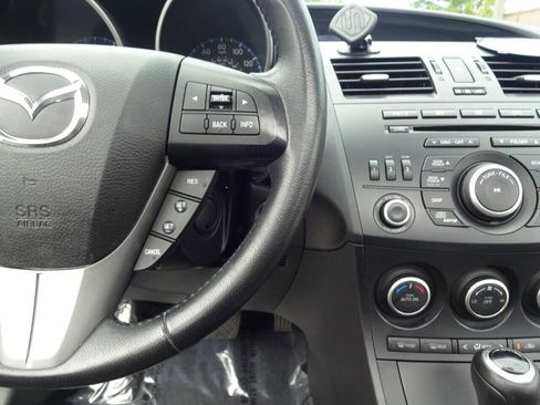 Used 2013 MAZDA MAZDA3 i Touring FWD image 24