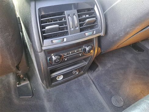 Used 2015 BMW X5 xDrive50i image 21