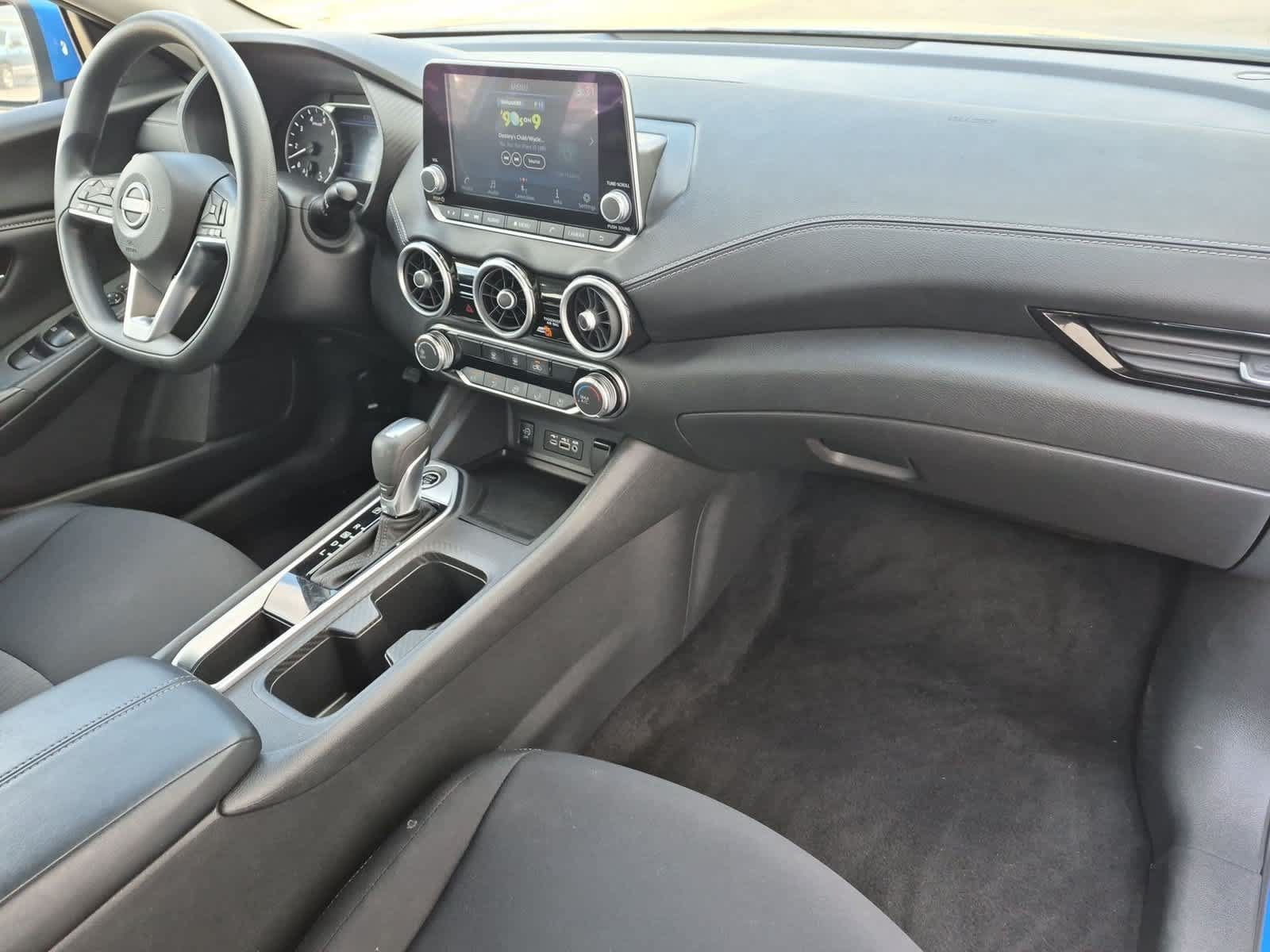 Used 2025 Nissan Sentra SV FWD image 27