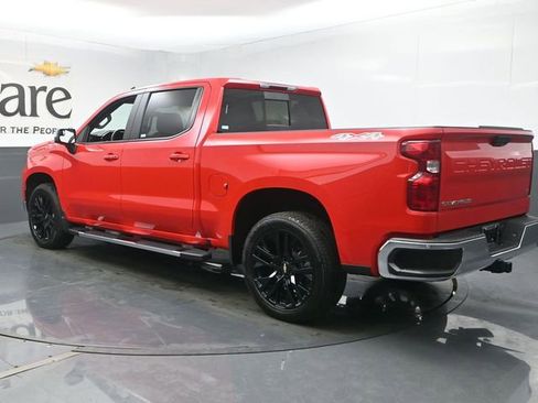Used 2025 Chevrolet Silverado 1500 LT w/ Leather Package AWD/4WD image 35
