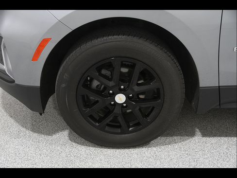 Certified 2023 Chevrolet Equinox LT AWD/4WD image 22