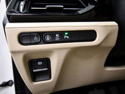 Used 2023 Acura MDX SH-AWD w/ Technology Package image 21