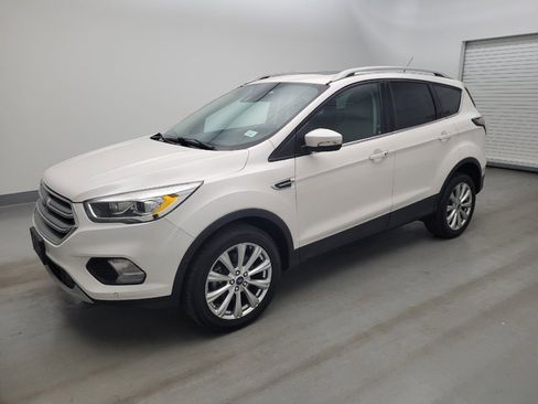 Used 2017 Ford Escape Titanium w/ Equipment Group 301A AWD/4WD image 2