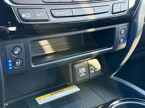Used 2022 Honda Passport Elite image 19