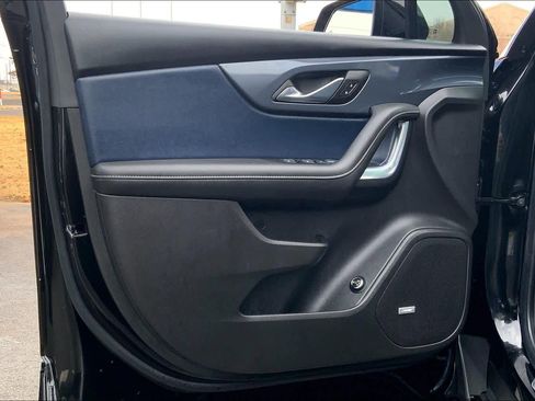 Certified 2025 Chevrolet Blazer RS w/ Driver Confidence II Package image 21