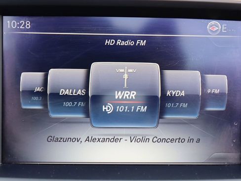 Used 2017 Mercedes-Benz SL 550 w/ Driver Assistance Package image 18